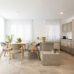 Schwalbennest 1-3 *