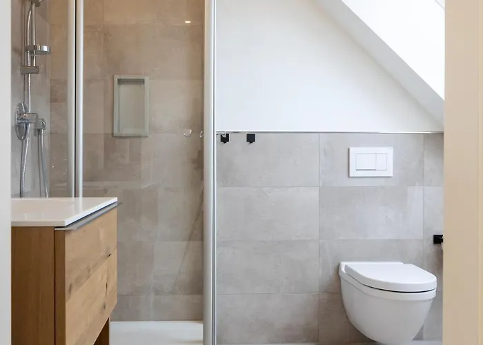 Schwalbennest 1-3 ユイスト