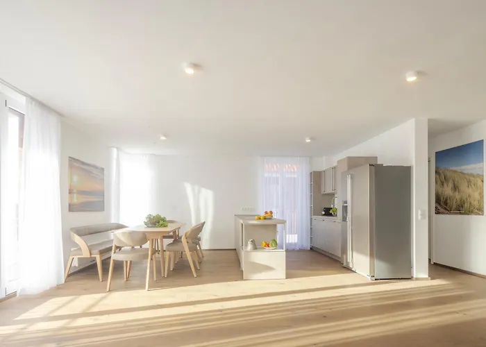 アパート Schwalbennest 1-3 *