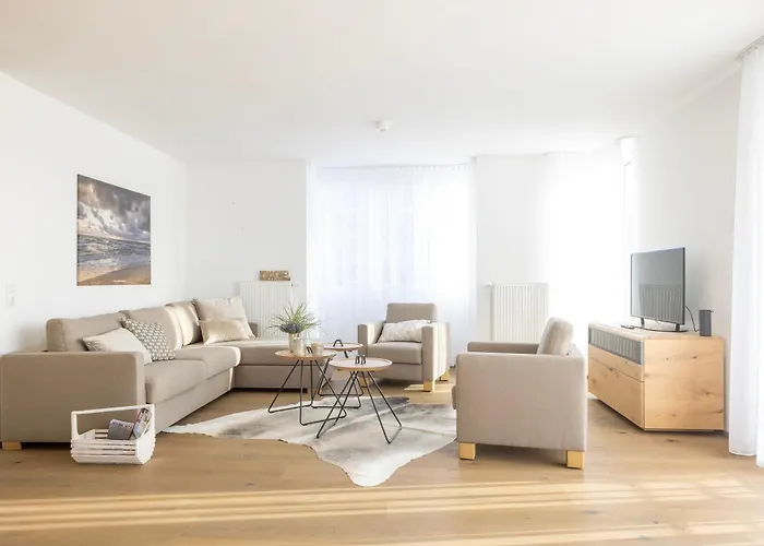 Schwalbennest 1-3 アパート *