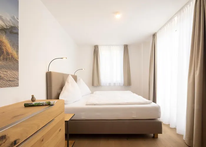 アパート Schwalbennest 1-3 *